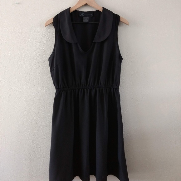 Kardashian Kollection Dresses & Skirts - Kardashian Kollection Collared Sleeveless LBD